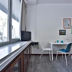 Guesthost - Lo - Piazza Della Concordia & Sea View Apartment Salerno