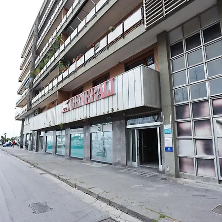Guesthost - Lo - Piazza Della Concordia & Sea View *