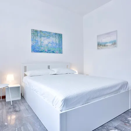 Guesthost - Lo - Piazza Della Concordia & Sea View Appartement *
